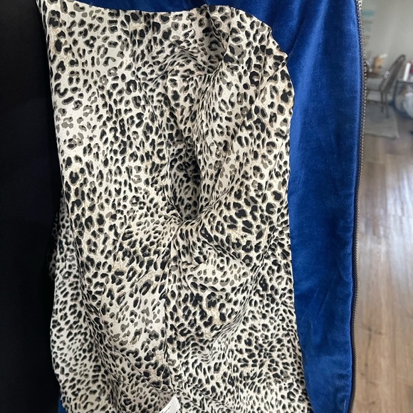 America & Beyond Women’s Pink Blue Embroidered Aztec Pattern Velvet Jacket Sz XS - Picture 8 of 11